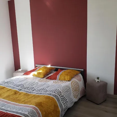 Chambres Parque de Campismo Yvré-le-Pôlin